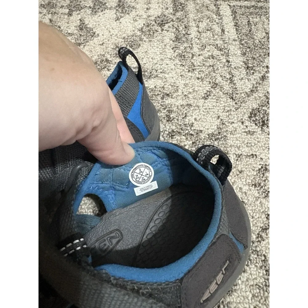 Boys Blue And Black Keen Closed Toe Sandals Size 2